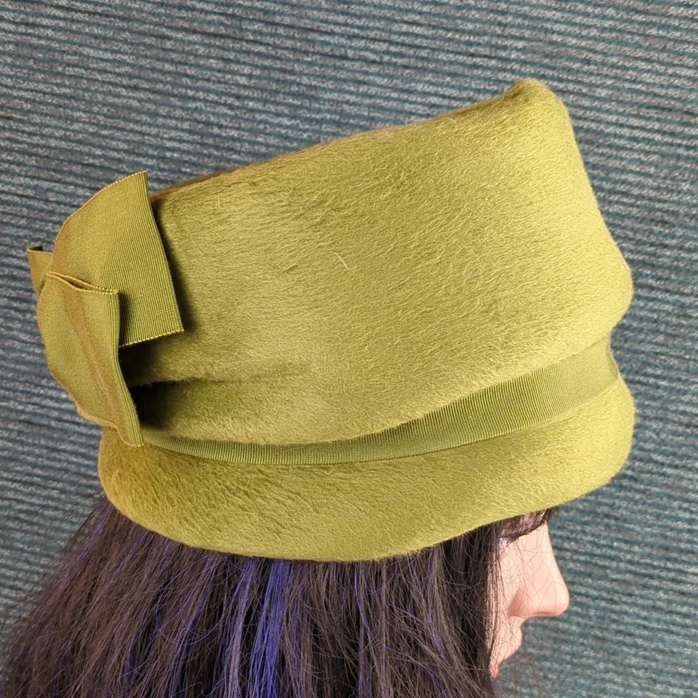 Vintage Green Women's Pillbox-Style Wool Hat - Picture 4 of 14